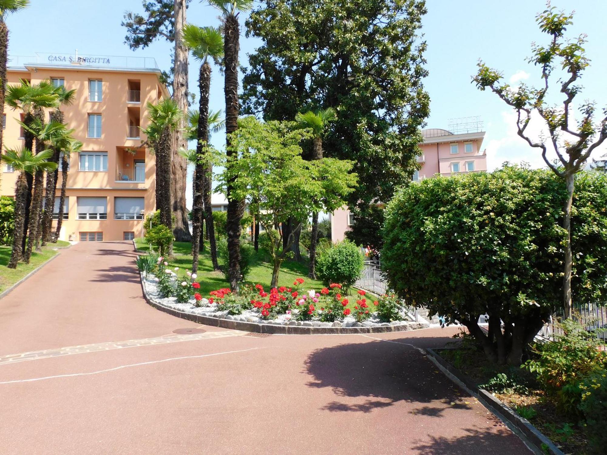 Отель Casa Santa Birgitta Лугано Экстерьер фото