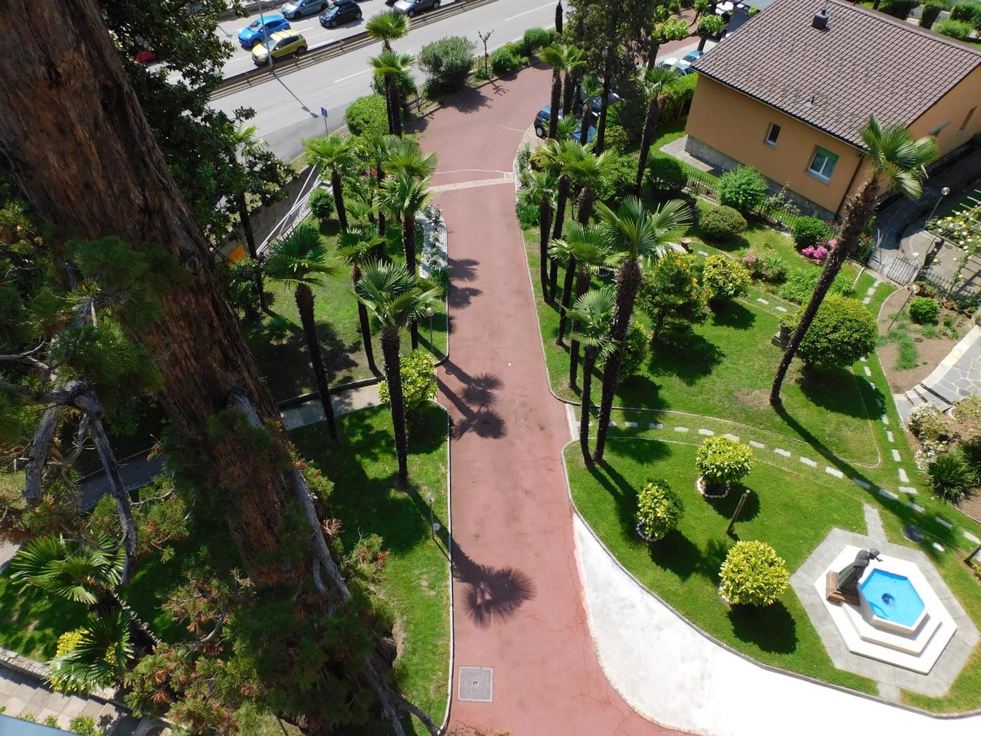 Отель Casa Santa Birgitta Лугано Экстерьер фото